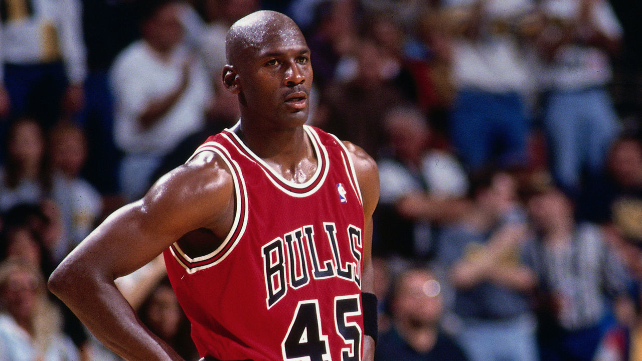 INDIANAPOLIS - MARCH 19: Michael Jordan #45 of the Chicago Bulls stands against Reggie Miller #31 of the Indiana Pacers on March 19, 1995 at Market Square Arena in Indianapolis, Indiana. The game marks the first game back after coming out of retirement. Mandatory Copyright Notice: Copyright 1995 NBAE