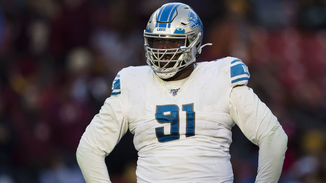 LANDOVER, MD - NOVEMBER 24: A'Shawn Robinson #91 of the Detroit Lions looks on against the Washington Redskins during the second half at FedExField on November 24, 2019 in Landover, Maryland.
