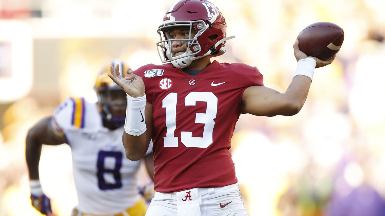 TUSCALOOSA, ALABAMA - NOVEMBER 09: Tua Tagovailoa #13 of the Alabama Crimson Tide throws a pass during the first half against the LSU Tigers in the game at Bryant-Denny Stadium on November 09, 2019 in Tuscaloosa, Alabama.