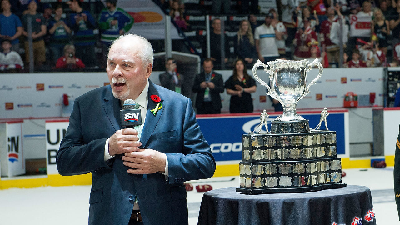 REGINA, SK - MAY 27: CHL president David Branch speaks to players on the ice prior to presenting the Memorial Cup trophy to the Acadie-Bathurst Titan after the win against the Regina Pats at Brandt Centre - Evraz Place on May 27, 2018 in Regina, Canada.
