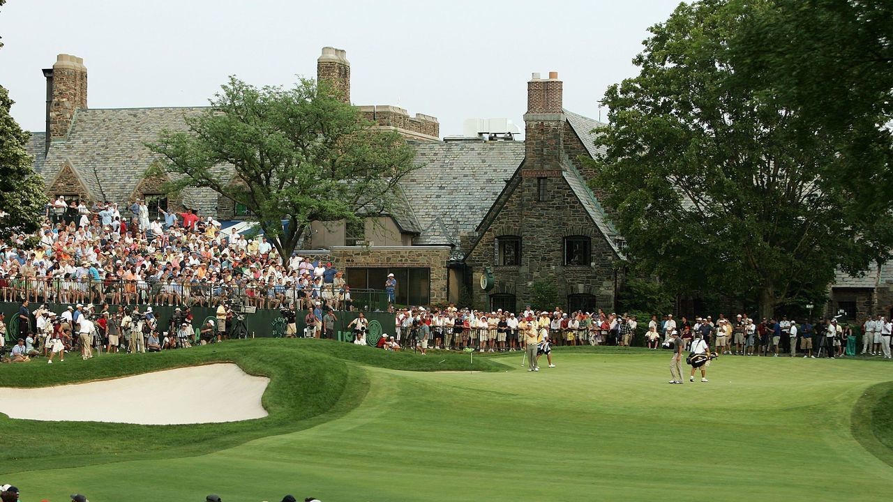 MAMARONECK, NY - JUNE 17: A general view of the play on the 18th hole during the third round of the 2006 US Open Championship at Winged Foot Golf Club on June 17, 2006 in Mamaroneck, New York.