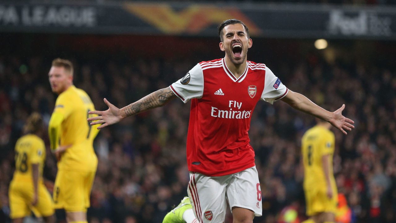 LONDON, ENGLAND - OCTOBER 03: Arsenal's Dani Ceballos celebrates scoring his side's fourth goal during the UEFA Europa League group F match between Arsenal FC and Standard Liege at Emirates Stadium on October 3, 2019 in London, United Kingdom.