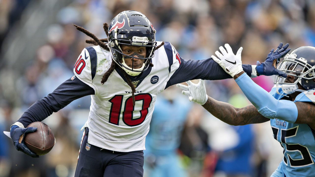 NASHVILLE, TN - DECEMBER 15: DeAndre Hopkins #10 of the Houston Texans runs the ball after catching a pass during a game against the Tennessee Titans at Nissan Stadium on December 15, 2019 in Nashville, Tennessee. The Texans defeated the Titans 24-21.