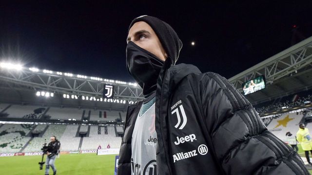 TURIN, ITALY - MARCH 08: Paulo Dybala of Juventus looks on before the Serie A match between Juventus and FC Internazionale at Allianz Stadium played behind closed doors after the rules to limit the spread of Covid-19 have been put in place on March 8, 2020 in Turin, Italy.