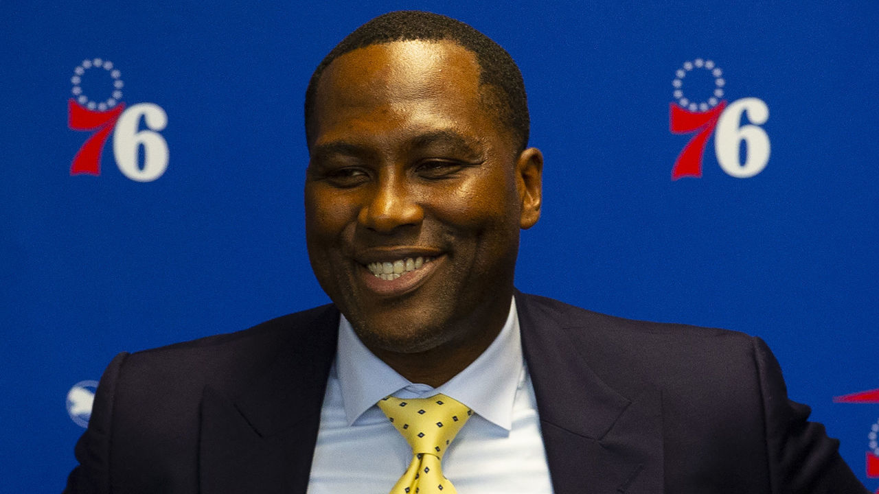 CAMDEN, NJ - SEPTEMBER 13: General Manager Elton Brand of the Philadelphia 76ers speaks at the podium prior to the team unveiling a sculpture to honor Charles Barkley at their practice facility on September 13, 2019 in Camden, New Jersey.