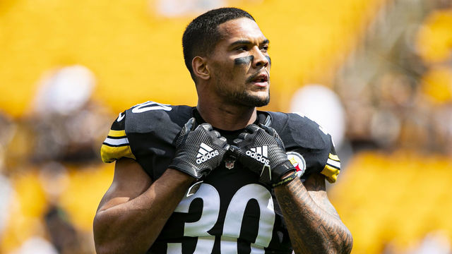 PITTSBURGH, PA - SEPTEMBER 15: Pittsburgh Steelers running back James Conner (30) looks on during the NFL football game between the Seattle Seahawks and the Pittsburgh Steelers on September 15, 2019 at Heinz Field in Pittsburgh, PA.