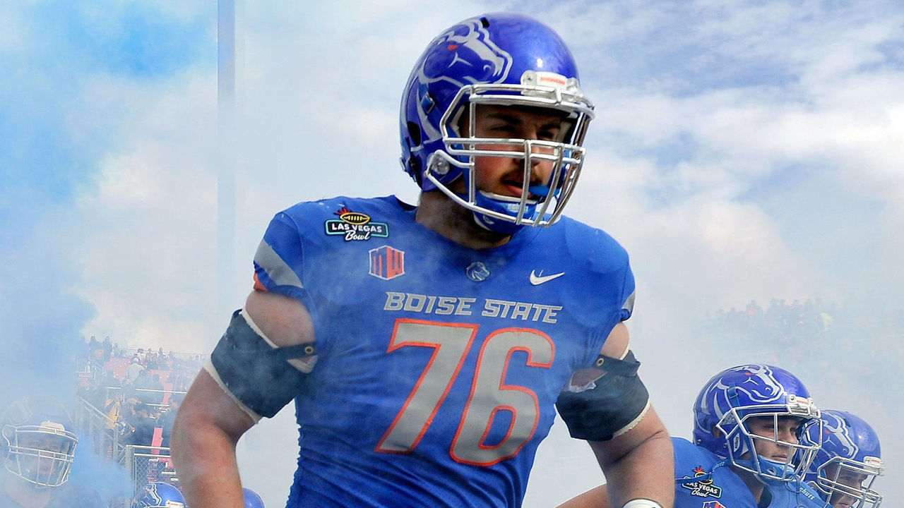 LAS VEGAS, NV - DECEMBER 16: Ezra Cleveland #76 of the Boise State Broncos runs on the field before the start of the Las Vegas Bowl against the Oregon Ducks at Sam Boyd Stadium on December 16, 2017 in Las Vegas, Nevada. Boise State won 38-28.