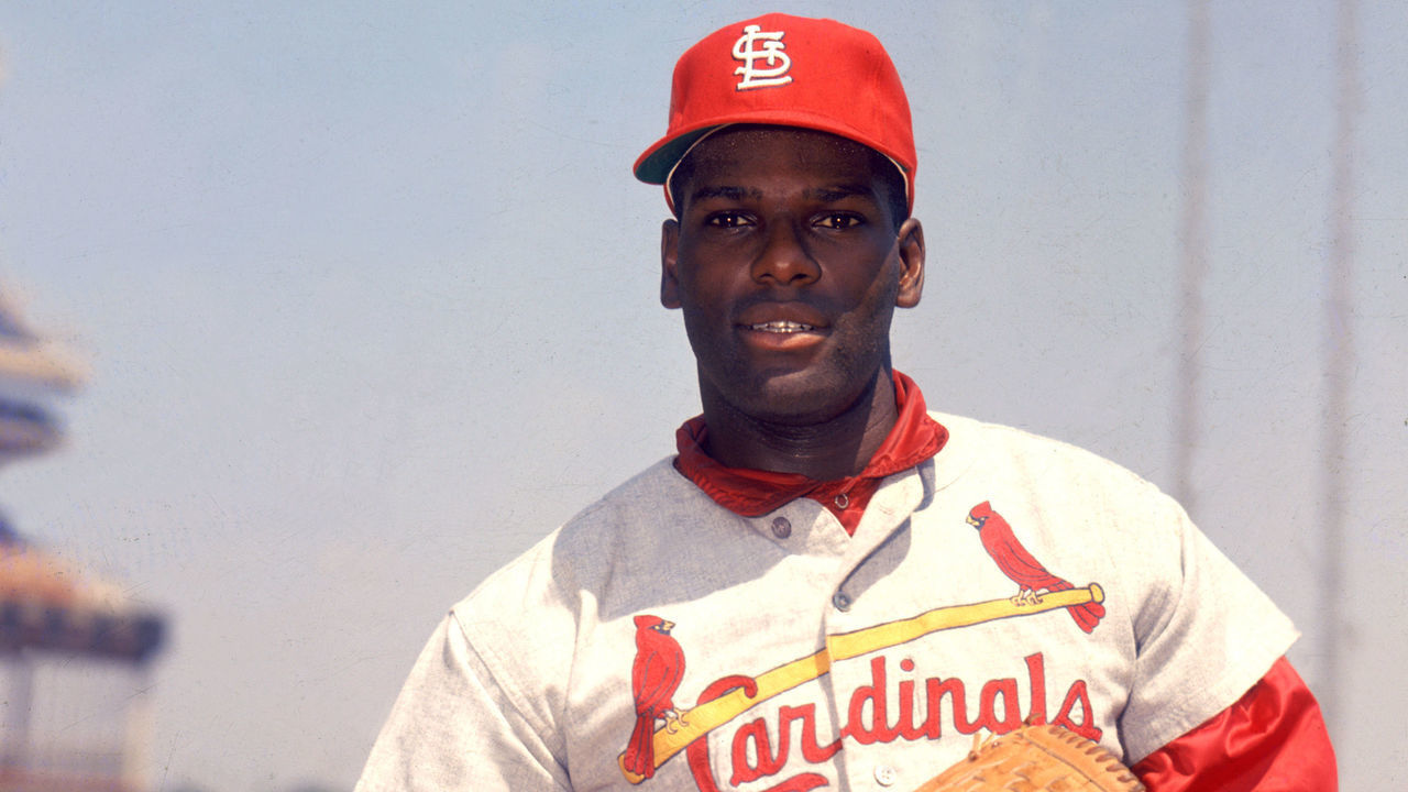 FLUSHING, NY - 1969: Bob Gibson of the St. Louis Cardinals poses before an MLB game at Shea Stadium in Flushing, New York. Bob Gibson played for the St. Louis Cardinals from 1965-1979.