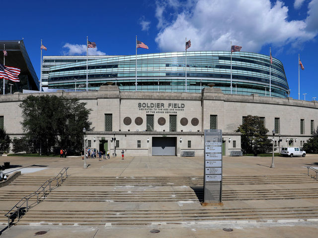 Mayor Lori Lightfoot announces Soldier Field renovation plans as