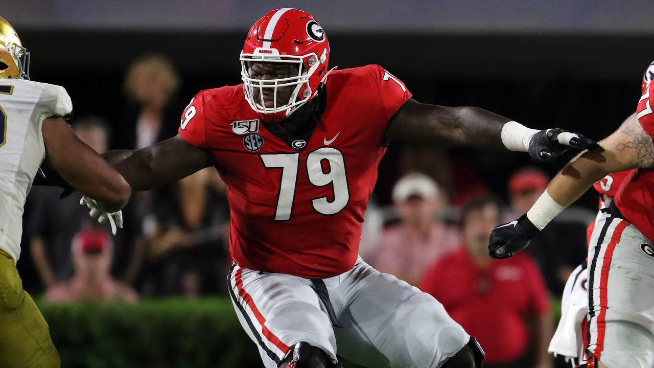 ATHENS, GA - SEPTEMBER 21: Georgia Bulldogs offensive lineman Isaiah Wilson (79) during the game between the Georgia Bulldogs and the Notre Dame Fighting Irish on September 21, 2019 at Sanford Stadium in Athens, Georgia.