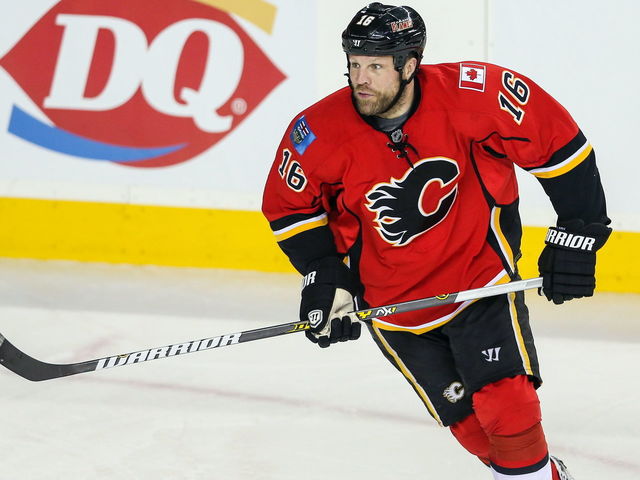 VIDEO: Flames tough guy Brian McGrattan scores in 300th career game