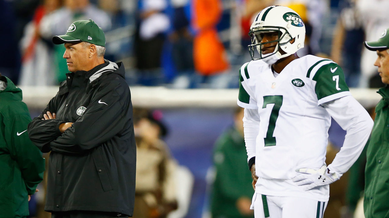 FOXBORO, MA - OCTOBER 16: Head coach Rex Ryan and Geno Smith #7 of the New York Jets look on before a game against the New England Patriots at Gillette Stadium on October 16, 2014 in Foxboro, Massachusetts.
