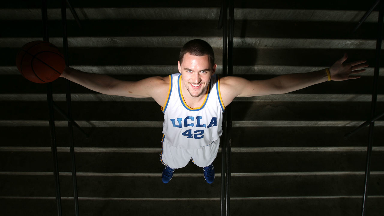 Oct 29, 2007 - Los Angeles, California, USA - UCLA Basketball Player KEVIN LOVE.