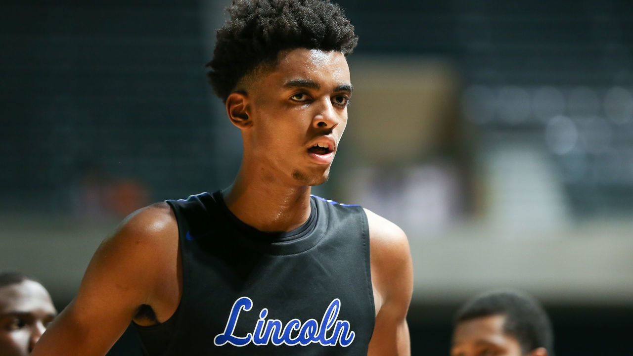 YPSILANTI, MI - DECEMBER 09: Ypsilanti Lincoln Railsplitter sophomore Emoni Bates in action against the River Rouge Panthers during the Ypsi Tip Off Classic on December 9, 2019 at the Eastern Michigan Convocation University Center in Ypsilanti, Michigan.