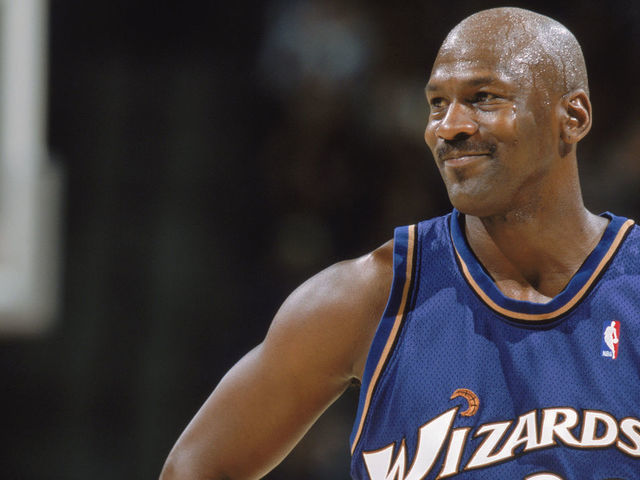 Antoine Walker曾開法拉利炫富,喬神的回擊太霸氣:我一周開五輛顏色不同的!-黑特籃球-NBA新聞影音圖片分享社區