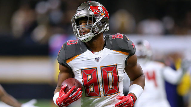 NEW ORLEANS, LOUISIANA - OCTOBER 06: O.J. Howard #80 of the Tampa Bay Buccaneers in action during a game against the New Orleans Saints at the Mercedes Benz Superdome on October 06, 2019 in New Orleans, Louisiana.
