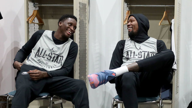 LOS ANGELES, CA - FEBRUARY 17: (L-R) Victor Oladipo #4, Kevin Durant #35 and LeBron James #23 of Team LeBron prepare for the NBA All-Star practice as part of the 2018 NBA All-Star Weekend on February 17, 2018 at the Verizon Up Arena at the LACC in Los Angeles, California. NOTE TO USER: User expressly acknowledges and agrees that, by downloading and/or using this photograph, user is consenting to the terms and conditions of the Getty Images License Agreement. Mandatory Copyright Notice: Copyright 2018 NBAE
