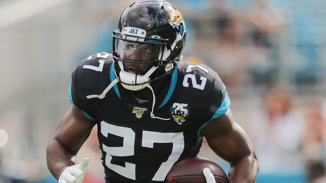 JACKSONVILLE, FLORIDA - DECEMBER 01: Leonard Fournette #27 of the Jacksonville Jaguars warms up before the start of a game against the Tampa Bay Buccaneers at TIAA Bank Field on December 01, 2019 in Jacksonville, Florida.