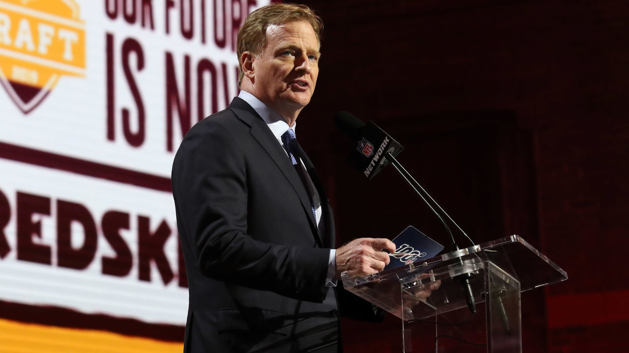 NASHVILLE, TN - APRIL 25: NFL Commissioner Roger Goodell announces a pick during the first round of the 2019 NFL Draft on April 25, 2019, at the Draft Main Stage on Lower Broadway in downtown Nashville, TN.