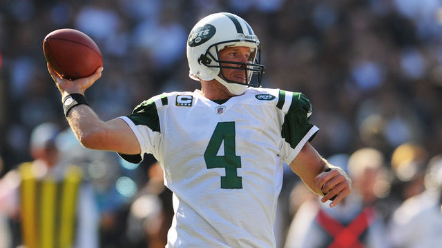 New York Jets quarterback Brett Favre, #4, reaches back to pass against the Oakland Raiders in the 3rd quarter on Sunday, October 19, 2008 at the Oakland Coliseum in Oakland, Calif. Oakland defeats New York in overtime 16-13. (Jose Carlos Fajardo/Contra Costa Times)