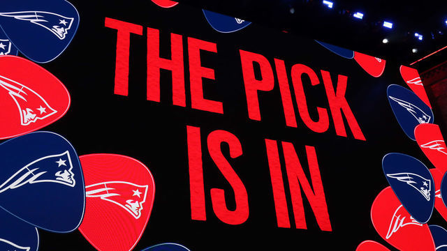 NASHVILLE, TN - APRIL 25: The New England Patriots turn in the final pick of the first round of the 2019 NFL Draft on April 25, 2019, at the Draft Main Stage on Lower Broadway in downtown Nashville, TN.