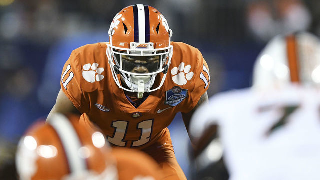 CHARLOTTE, NC - DECEMBER 02: Isaiah Simmons #11 of the Clemson Tigers lines up against the Miami Hurricanes during the ACC Football Championship at Bank of America Stadium on December 2, 2017 in Charlotte, North Carolina.
