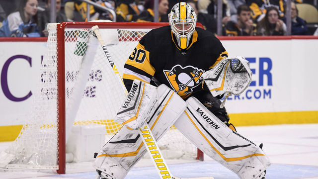 PITTSBURGH, PA - FEBRUARY 11: Pittsburgh Penguins Goalie Matt Murray (30) tends net during the third period in the NHL game between the Pittsburgh Penguins and the Tampa Bay Lightning on February 11, 2020, at PPG Paints Arena in Pittsburgh, PA.