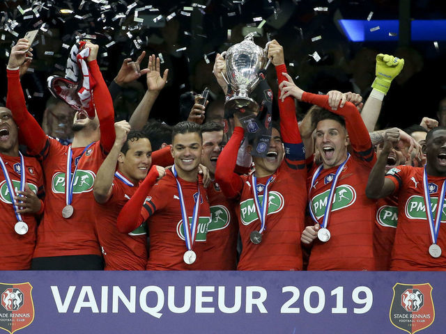 PARIS, FRANCE - APRIL 27: Players of Rennes celebrate the victory during the trophy ceremony following the French Cup Final (Coupe de France) between Stade Rennais (Rennes) and Paris Saint-Germain (PSG) at Stade de France on April 27, 2019 in Saint-Denis near Paris, France.