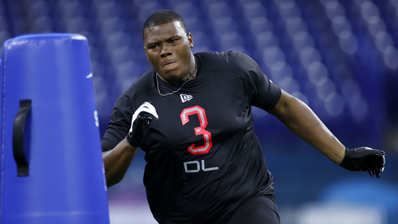 INDIANAPOLIS, IN - FEBRUARY 29: Defensive lineman Derrick Brown of Auburn runs a drill during the NFL Combine at Lucas Oil Stadium on February 29, 2020 in Indianapolis, Indiana.