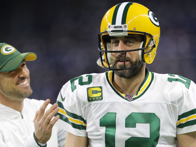 Lafleur Sees Rodgers With Packers For A Really Long Time Thescore Com