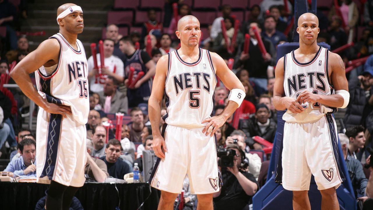EAST RUTHERFORD, NJ - MARCH 4: Vince Carter #15, Jason Kidd #5 and Richard Jefferson #24 of the New Jersey Nets during overtime against the Toronto Raptors on March 4, 2006 at the Continental Airlines Arena in East Rutherford, New Jersey. Mandatory Copyright Notice: Copyright 2006 NBAE
