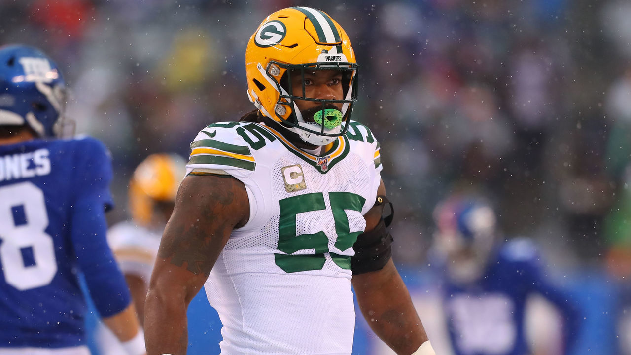 EAST RUTHERFORD, NJ - DECEMBER 01: Green Bay Packers outside linebacker Za'Darius Smith (55) during the National Football League game between the New York Giants and the Green Bay Packers on December 1, 2019 at MetLife Stadium in East Rutherford, NJ.
