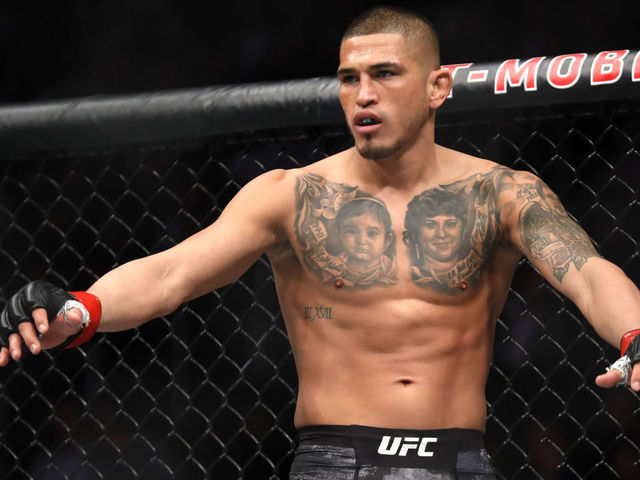 LAS VEGAS, NEVADA - JANUARY 18: Anthony Pettis prepares for the start of his lightweight bout against Carlos Diego Ferreira during UFC 246 at T-Mobile Arena on January 18, 2020 in Las Vegas, Nevada.