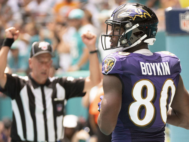 MIAMI GARDENS, FL - SEPTEMBER 08: Baltimore Ravens wide receiver Miles Boykin (80) scores a touchdown during the NFL game between the Baltimore Ravens and the Miami Dolphins at the Hard Rock Stadium in Miami Gardens, Florida on September 8, 2019.