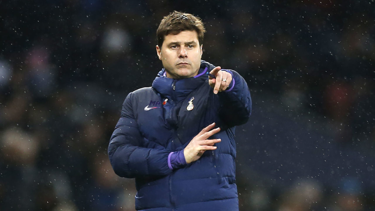 Tottenham Hotspur's Argentinian head coach Mauricio Pochettino gestures during the English Premier League football match between Tottenham Hotspur and Sheffield United at Tottenham Hotspur Stadium in London, on November 9, 2019.