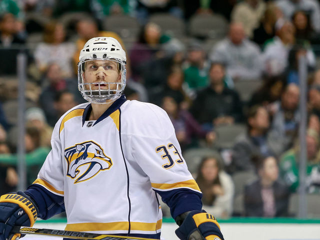 DALLAS, TX - DECEMBER 08: Nashville Predators Left Wing Colin Wilson (33) wears a face shield during the NHL game between the Nashville Predators and Dallas Stars on December 08, 2016, at American Airlines Center in Dallas TX. Dallas defeats Nashville 5-2.