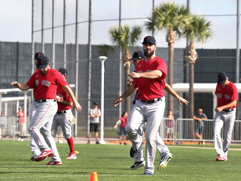 Red Sox pitching coach 'Guys are gearing up' for possible July return