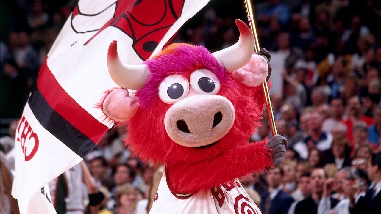 CHICAGO - 1996: The Chicago Bulls' mascot rallys the crowd during a 1996 NBA game at the United Center in Chicago, Illinois. NOTE TO USER: User expressly acknowledges that, by downloading and or using this photograph, User is consenting to the terms and conditions of the Getty Images License agreement. Mandatory Copyright Notice: Copyright 1996 NBAE