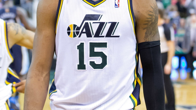 Jazz's Favors could miss Game 1 vs. Warriors with sore back