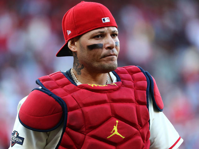 Yadi eyeing HOF: 'I'm one of the best catchers to have ever played' | theScore.com