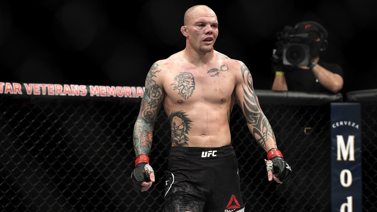 JACKSONVILLE, FLORIDA - MAY 13: Anthony Smith of the United States looks on against Glover Teixeira of Brazil in their Light Heavyweight bout during UFC Fight Night at VyStar Veterans Memorial Arena on May 13, 2020 in Jacksonville, Florida.