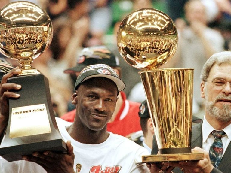 Former Bulls security guard's 6 championship rings sell for over $255K ...