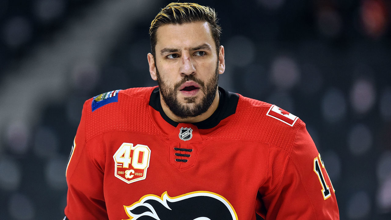 CALGARY, AB - MARCH 04: Calgary Flames Left Wing Milan Lucic (17) warms up before an NHL game where the Calgary Flames hosted the Columbus Blue Jackets on March 4, 2020, at the Scotiabank Saddledome in Calgary, AB.