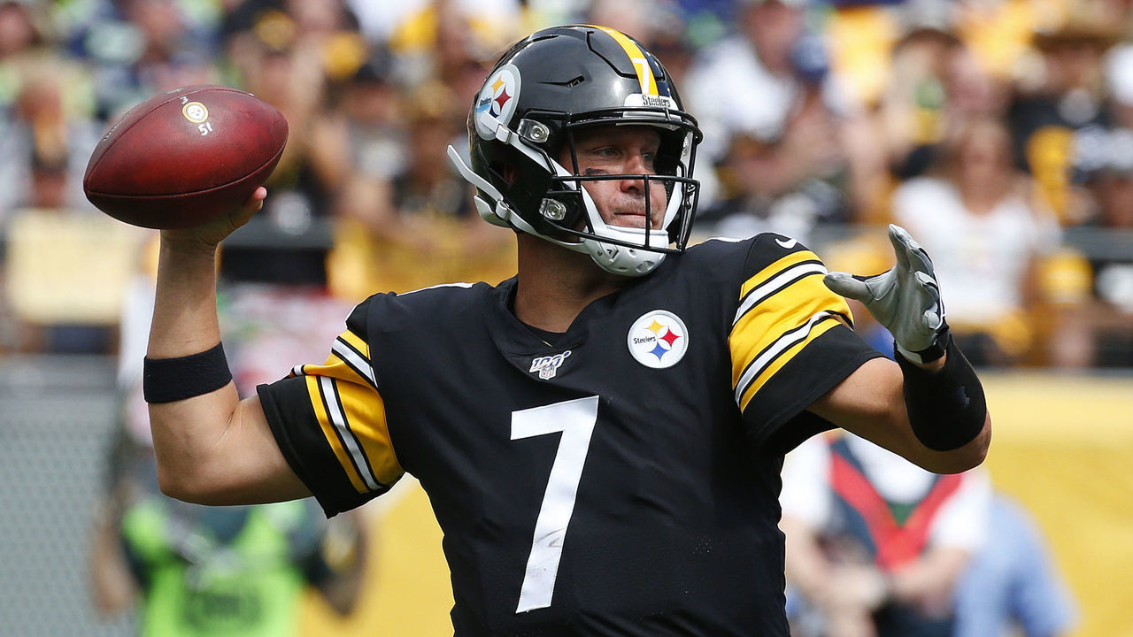 PITTSBURGH, PA - SEPTEMBER 15: Ben Roethlisberger #7 of the Pittsburgh Steelers in action against the Seattle Seahawks on September 15, 2019 at Heinz Field in Pittsburgh, Pennsylvania.