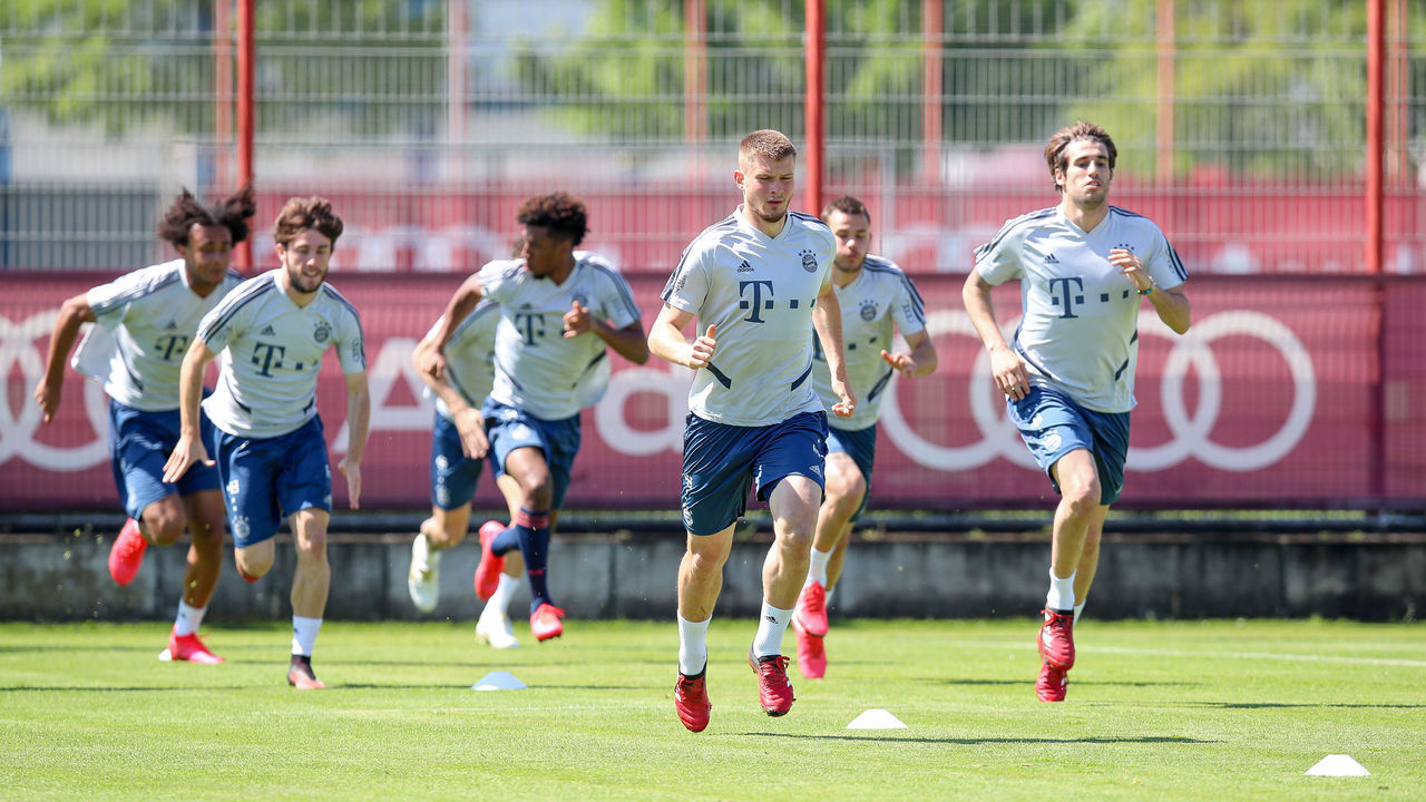 MUNICH, GERMANY - MAY 18: Lars Lukas Mai of FC Bayern Muenchen (C) and other players run during a training session at Saebener Strasse training ground on May 18, 2020 in Munich, Germany.