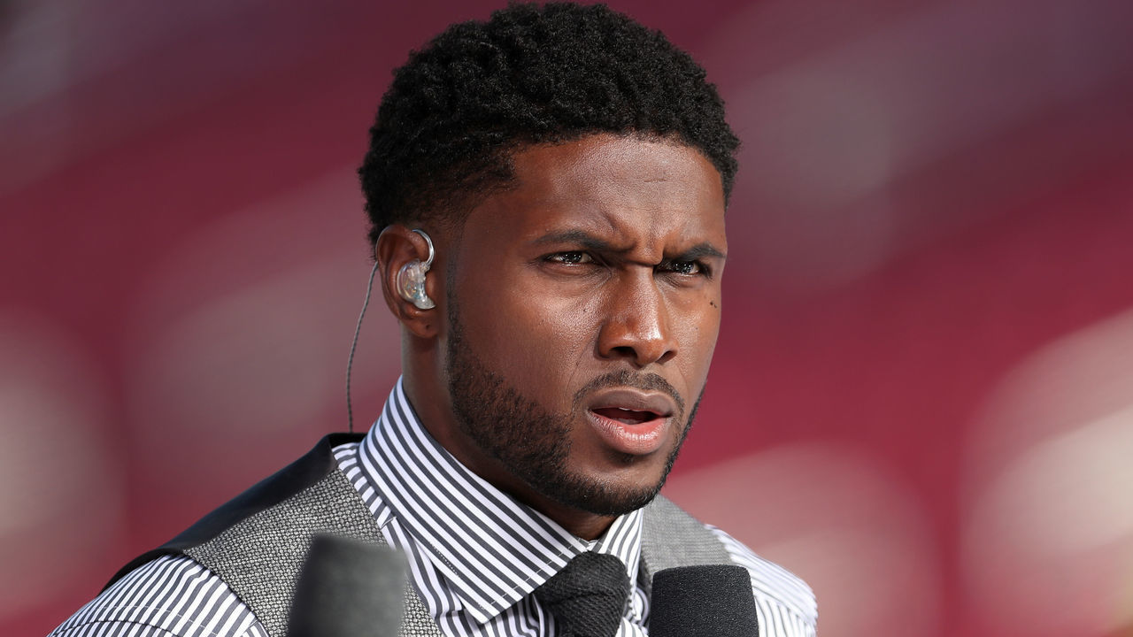 LOS ANGELES, CALIFORNIA - SEPTEMBER 20: Former USC running back Reggie Bush attends the USC game against Utah as a guest on the pregame show on Fox Sports at Los Angeles Memorial Coliseum on September 20, 2019 in Los Angeles, California.