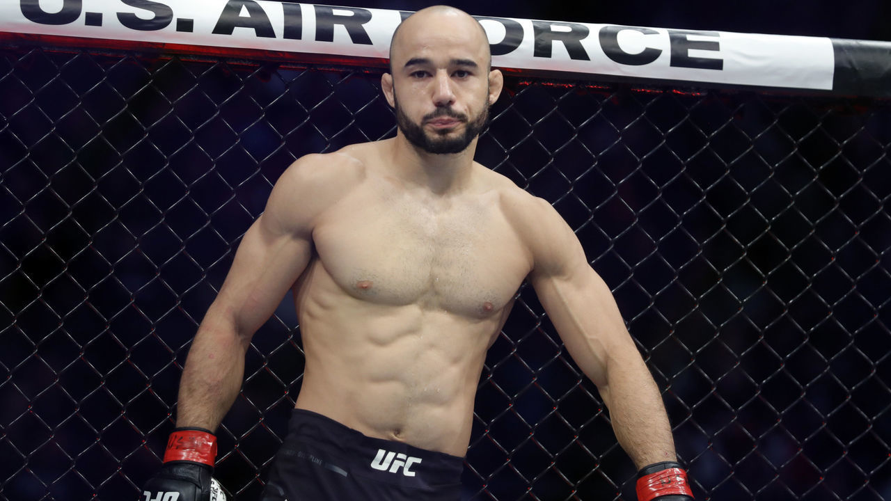 LAS VEGAS, NEVADA - DECEMBER 14: Marlon Moraes prepares for a bantamweight fight against Jose Aldo during UFC 245 at T-Mobile Arena on December 14, 2019 in Las Vegas, Nevada.