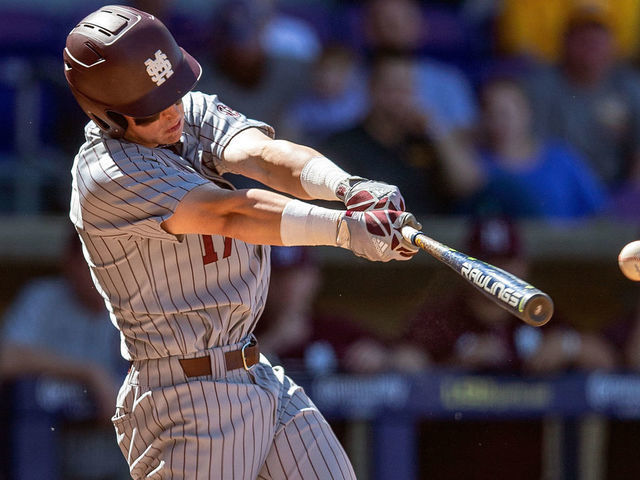 BATON ROUGE, LA - MARCH 31: Mississippi State Bulldogs infielder Justin Foscue (17) bats during a baseball game between the Mississippi State Bulldogs and the LSU Tigers on March 31, 2018 at Alex Box Stadium in Baton Rouge, Louisiana.