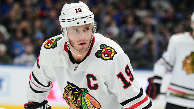 ST. LOUIS, MO - FEBRUARY 25: Chicago Blackhawks center Jonathan Toews (19) during an NHL game between the Chicago Blackhawks and the St. Louis Blues, on February 25, 2020, at Enterprise Center, St. Louis, MO. Photo by Keith Gillett/Icon Sportswire via Getty Images)