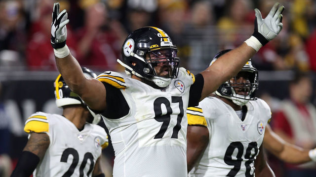 PHOENIX, AZ - DECEMBER 08: Cameron Heyward #97 of the Pittsburgh Steelers in action during the game against the Arizona Cardinals at State Farm Stadium on December 8, 2019 in Glendale, Arizona. The Steelers defeated the Cardinals 23-17.